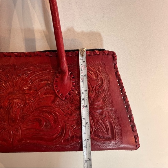 ALEXIS DAVID Tooled Leather Hand Shoulder Bag Deep Red Interior Pocket Floral - Picture 6 of 15